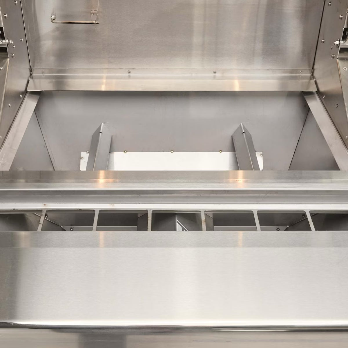 Coyote Pellet Grill cooking chamber