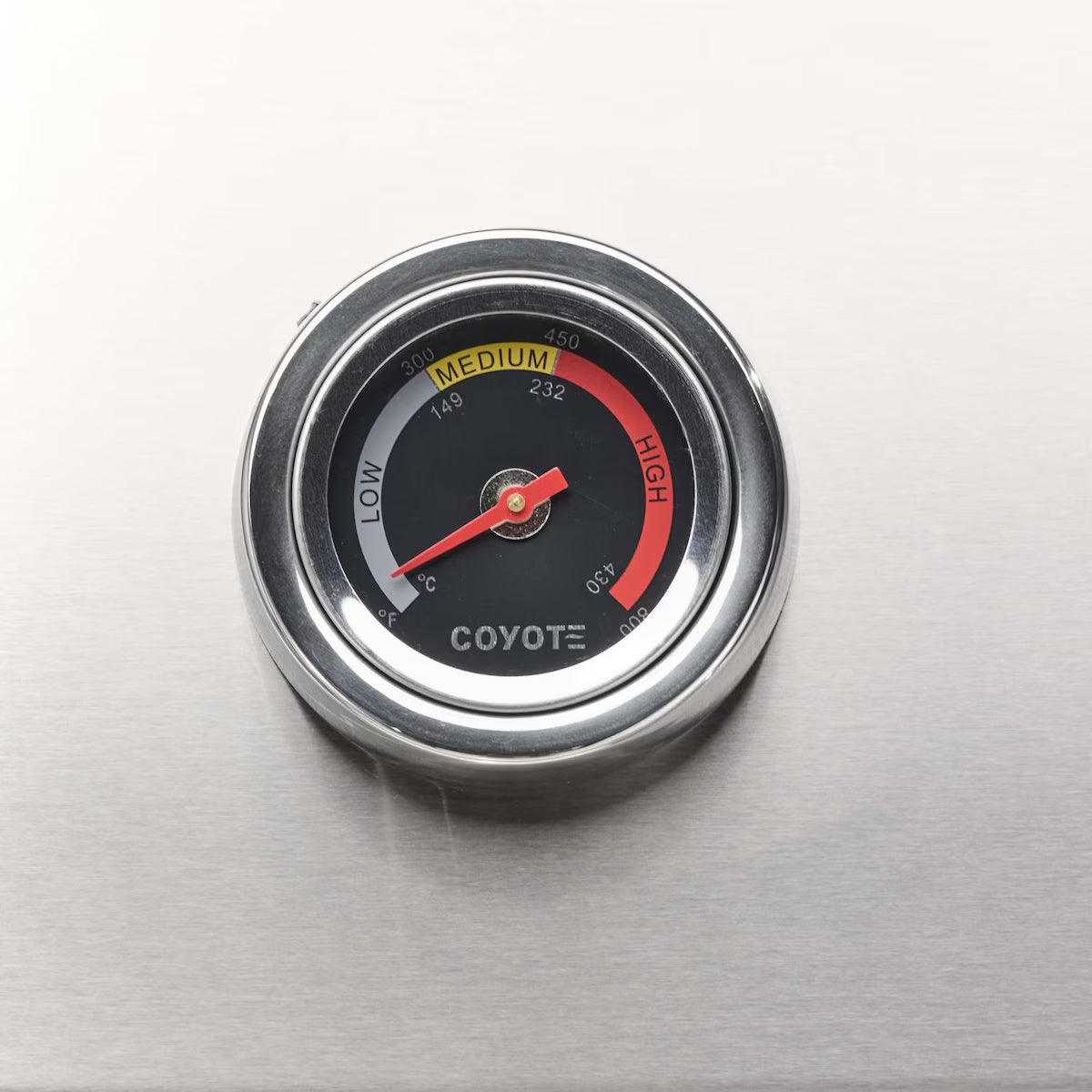 Coyote C Series Gas Grills temperature gauge