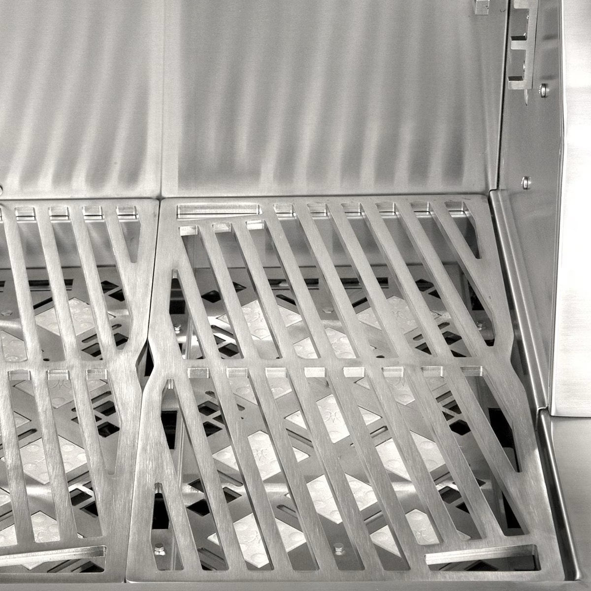 Hestan 36" Built In Gas Grill laser cut grates