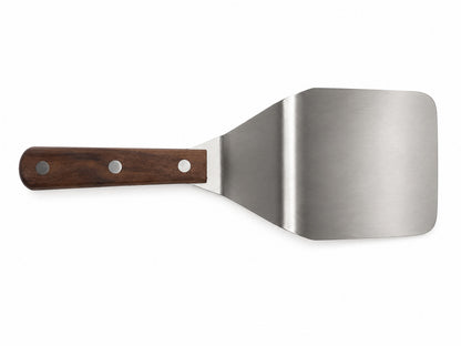 Smithey Ironware Mighty spatula with wooden handle on a white background