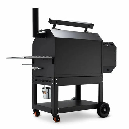 Yoder Smokers ys640s Pellet Smoker on a white background