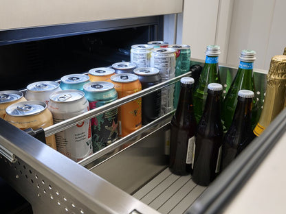 Zephyr Presrv 24-Inch Outdoor Dual Zone Refrigerator Drawers – Stainless Steel with drawers open and full of drinks