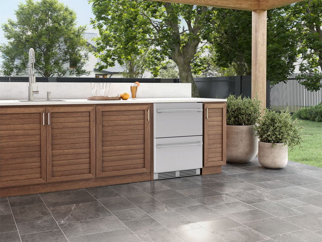 Zephyr Presrv 24-Inch Outdoor Dual Zone Refrigerator Drawers – Stainless Steel installed into an outdoor kitchen